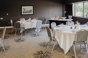 Crowne Plaza Suites MSP Airport - Mall of America by IHG