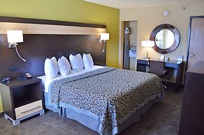 Days Inn by Wyndham Carlsbad