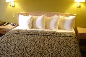 Days Inn by Wyndham Carlsbad