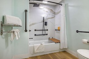 Quality Suites Downtown San Luis Obispo