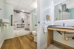 Quality Suites Downtown San Luis Obispo