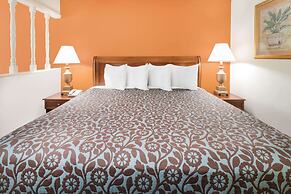 Days Inn by Wyndham Orangeburg South