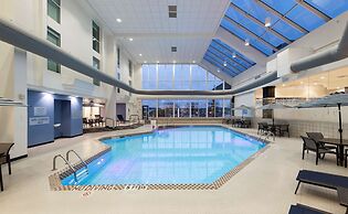 DoubleTree by Hilton Madison East