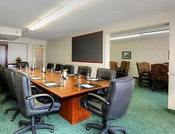 Clarion Hotel Philadelphia International Airport