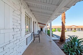 Historic Coronado Motor Hotel by OYO