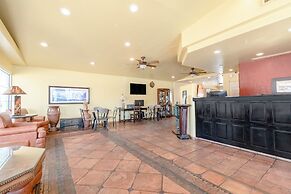 Historic Coronado Motor Hotel by OYO