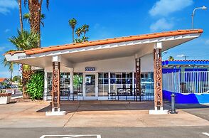 Historic Coronado Motor Hotel by OYO
