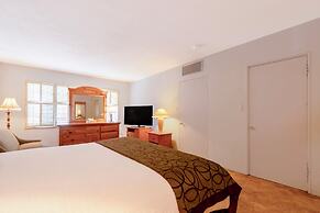 Historic Coronado Motor Hotel by OYO