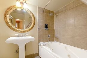 Historic Coronado Motor Hotel by OYO