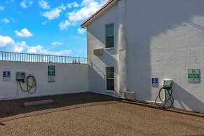 Historic Coronado Motor Hotel by OYO