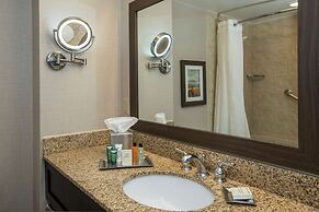 Hilton Winnipeg Airport Suites