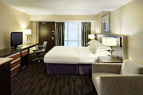 Hilton Winnipeg Airport Suites