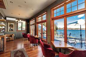 Ripplecove Hotel & Spa