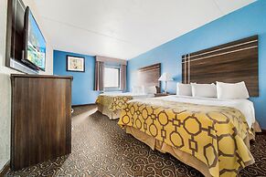 Baymont by Wyndham Muncie Near Ball State University