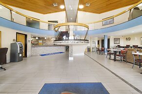 Baymont by Wyndham Muncie Near Ball State University