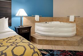 Baymont by Wyndham Muncie Near Ball State University