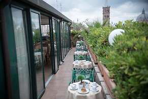 Hotel Palladium Palace