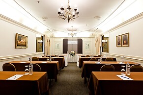 Royal Princess Larn Luang