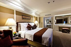 Royal Princess Larn Luang