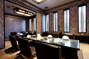 Royal Princess Larn Luang