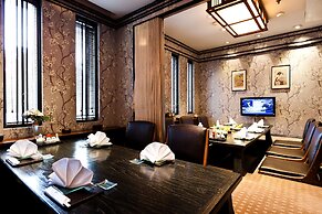 Royal Princess Larn Luang