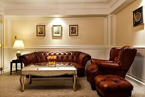 Royal Princess Larn Luang