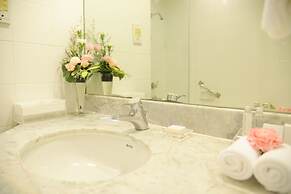 Royal Princess Larn Luang