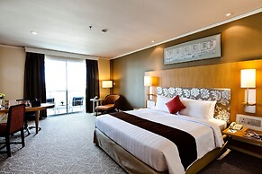 Royal Princess Larn Luang