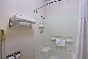 Quality Inn Fresno Yosemite Airport