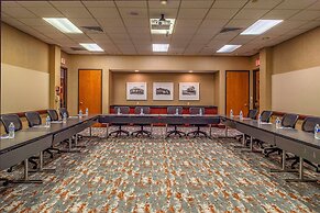 DoubleTree by Hilton Hotel St. Louis - Chesterfield