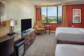 DoubleTree by Hilton Hotel St. Louis - Chesterfield