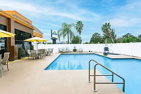 Days Inn by Wyndham N Orlando/Casselberry
