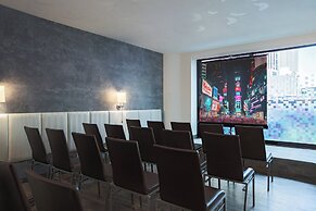 Renaissance New York Times Square Hotel by Marriott