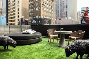 Renaissance New York Times Square Hotel by Marriott