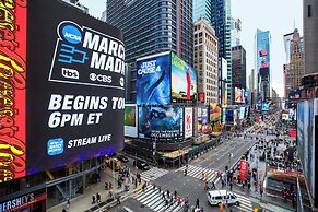 Renaissance New York Times Square Hotel by Marriott