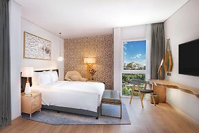 Radisson Blu Hotel & Resort, Abu Dhabi Corniche