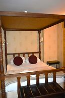 Donington Manor Hotel