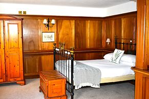 Donington Manor Hotel