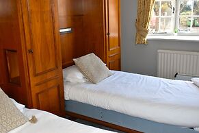 Donington Manor Hotel