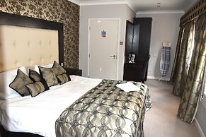 Donington Manor Hotel