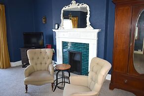 Donington Manor Hotel