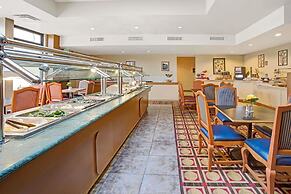 Four Points by Sheraton Englewood