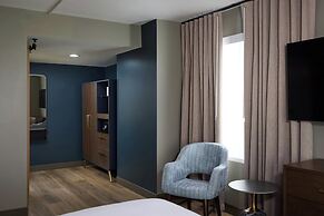 Four Points by Sheraton Englewood