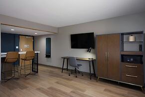 Four Points by Sheraton Englewood