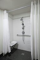 Four Points by Sheraton Englewood