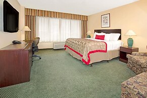 Four Points by Sheraton Englewood