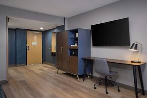 Four Points by Sheraton Englewood