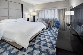 Sheraton Eatontown Hotel