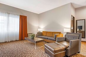 Best Western Plus Mill Creek Inn