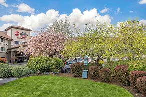 Best Western Plus Mill Creek Inn